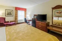 Spark by Hilton Lexington Hotels in South River