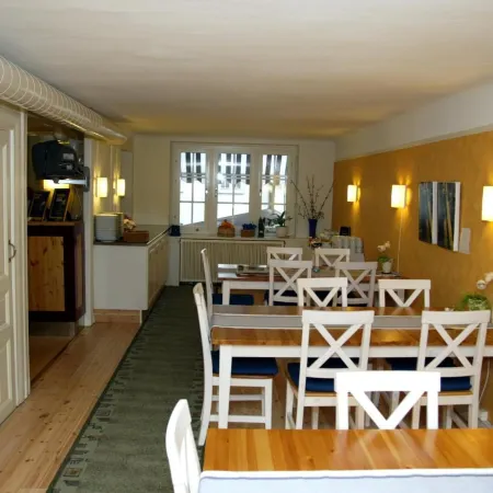Hotel Emma