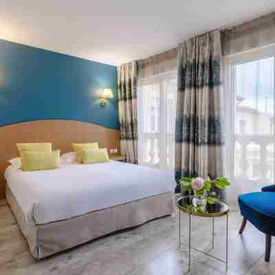 Logis Auberge du Poids Public Rooms