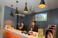 Front One Hotel Jayapura Hotels in Gurabesi
