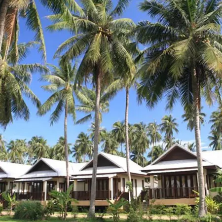 Phangka Paradise Resort Отели рядом с достопримечательностью «Змеиная ферма»