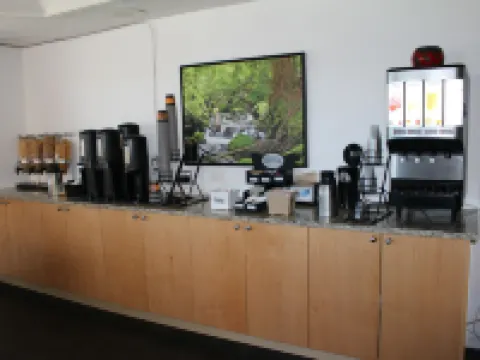 Ramada by Wyndham Campbell River Hotels in Campbell River