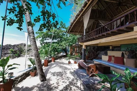 La Luz Beach Resort Отели в г. Сан Хуан