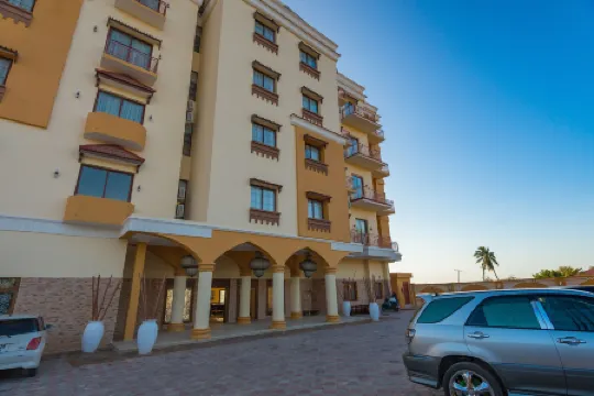 桑給巴爾鬱錦香度假村