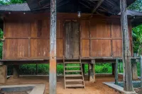 Granary Home Stay Hotels in Walagedara