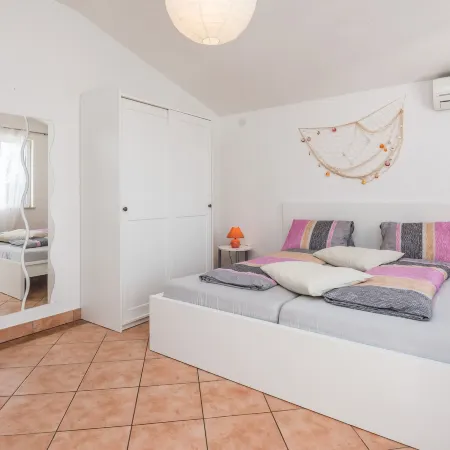Apartments Bojana Hotels in Vir