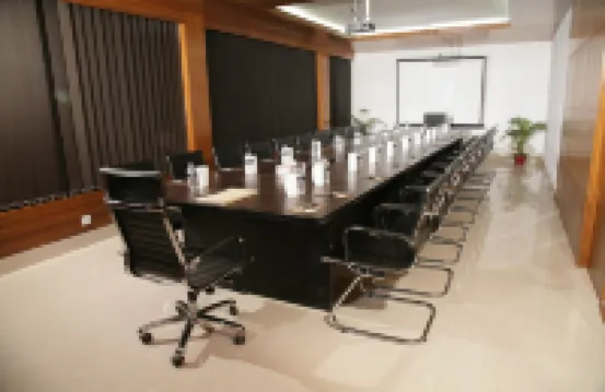 ريتشموند هوتل آند سويتس