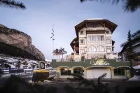 Hotel Acadia - Mountain Home
