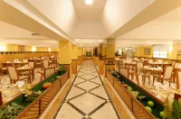 Baía Beach Hotel - breakfast