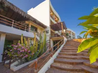 Princess Mayev Hotels near Bahia De Cacaluta