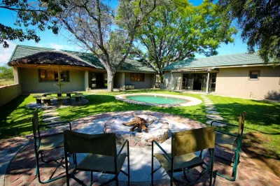 Otjiwa Safari Lodge Отели в г. 