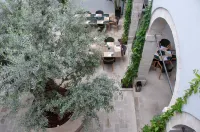 S Paul City Hotel Hotel dekat Cyprus University of Technology
