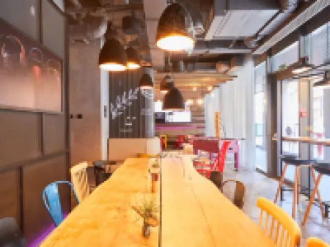 Moxy布加勒斯特老城 布加勒斯特酒店