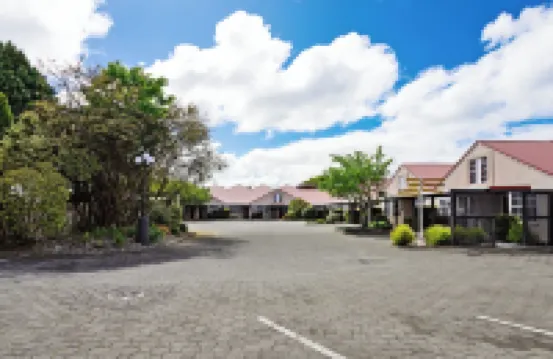 巴爾莫勒爾堡汽車旅館