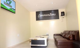 CommonLens Inn - Housity