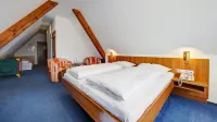 Hotel Restaurant Bauer Großbettlingen Hotels in Nürtingen