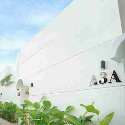 D'kraton Villa by Dparagon Hotel Exterior