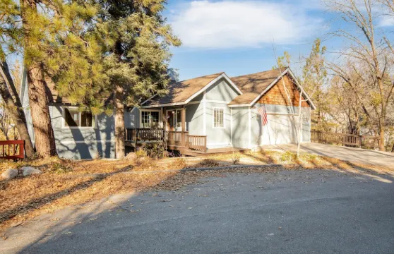 藍色雲杉（Avantstay的舒適家，帶雙層甲板）