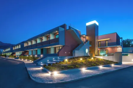 和諧精品度假村 - 限成人