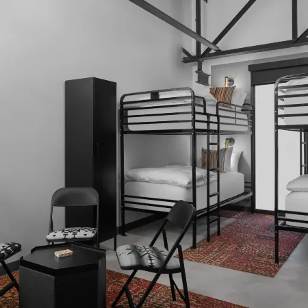 Bposhtels SLC Отели рядом с достопримечательностью «Дом молитвы "Табернакль"»
