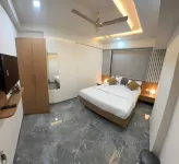 Mighter Crest Studio Apartment Hotel dekat Nashik Road Railway Station