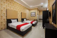 Esther Hotel Hotels in Simangulampe