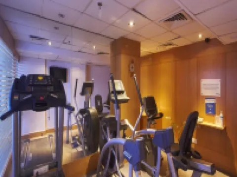 Majestic Court Sarovar Portico Hotels in Ghansoli