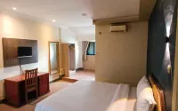 Hotel Queen Pontianak Các khách sạn ở Benua Melayu Darat