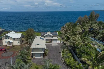 Paradise Ocean View 2 Bedroom Home by RedAwning Hotels near Hookena Beach Park