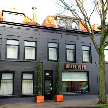 Boutique Hotel Lupo Отели в г. Влиссинген