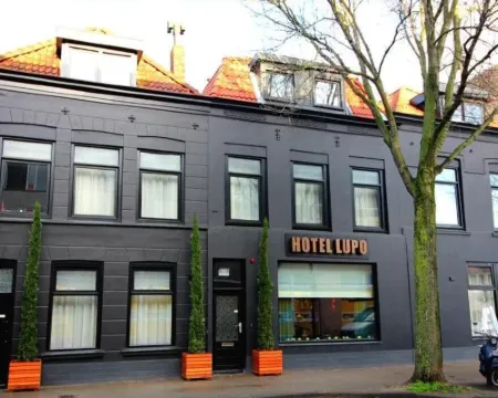 Boutique Hotel Lupo 弗利辛恩酒店