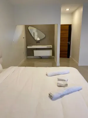 Empire Villa 2 Mon Plaisir Hotels in