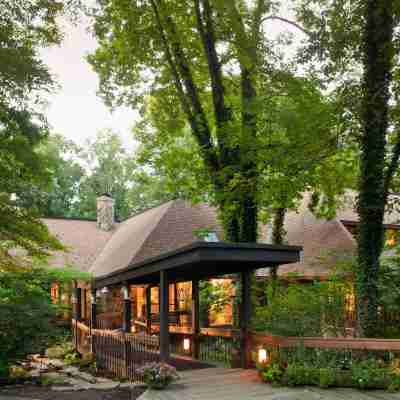 The Inn at Honey Run Millersburg Hotel Exterior