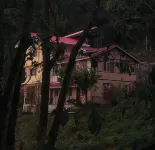 Oak Valley Retreat Homestay Hostel Cafe Hotels in Kaluk