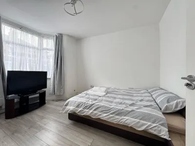 Belvedere Cozy Cottage Retreat Hotels near Erith Riverside Shopping Centre
