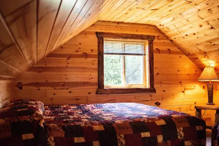 Edge-O-Dells Resort - 21 and Older Отели в г. Линдон