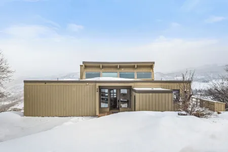 Oak Ridge Retreat by Snowmass Vacations Отели рядом с достопримечательностью «Snowmass Sports»