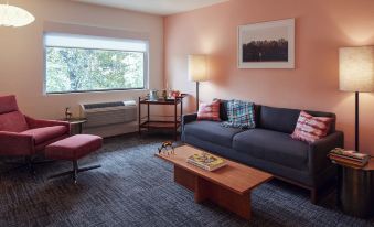 The Longleaf Hotel