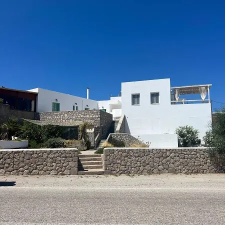 Nirome Luxury Suites