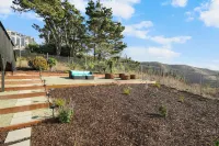 Oceanview Sunset View Luxe 3BR 2Bath SofaBed Home Yard in Pacifica فنادق في Pacifica