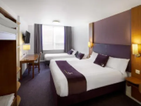 Warrington North East Hotels in Warrington