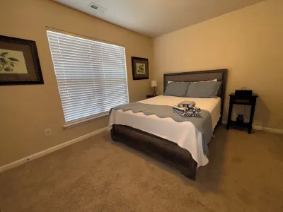 Cozy Townhouse in Brier Creek RDU Hotels near Walgreens