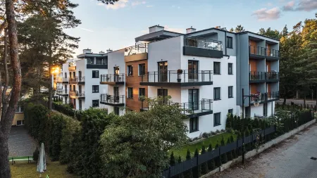 Double Rest, Sun & Snow