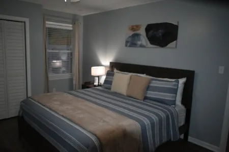 Charming 3-bedroom townhome in welcoming High Point near HPU University Отели рядом с достопримечательностью «High Point University»