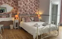 LilyRose Hotel Hotels in Whitby