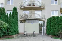 Lumina Lux Apartment Near Złote Tarasy Hotels in 