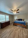 NEWLY Remodeled Private 2-bedroom mountain house in beautiful Murphy