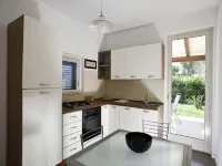 Dolce Mare 2 - Sea Front Apartment - Large Terrace - Wifi and Private Parking