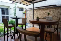 Hotel La Capilla - 聖本尼託套房和公寓