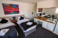 The Kinross Salutation Inn Hotels in Kinross